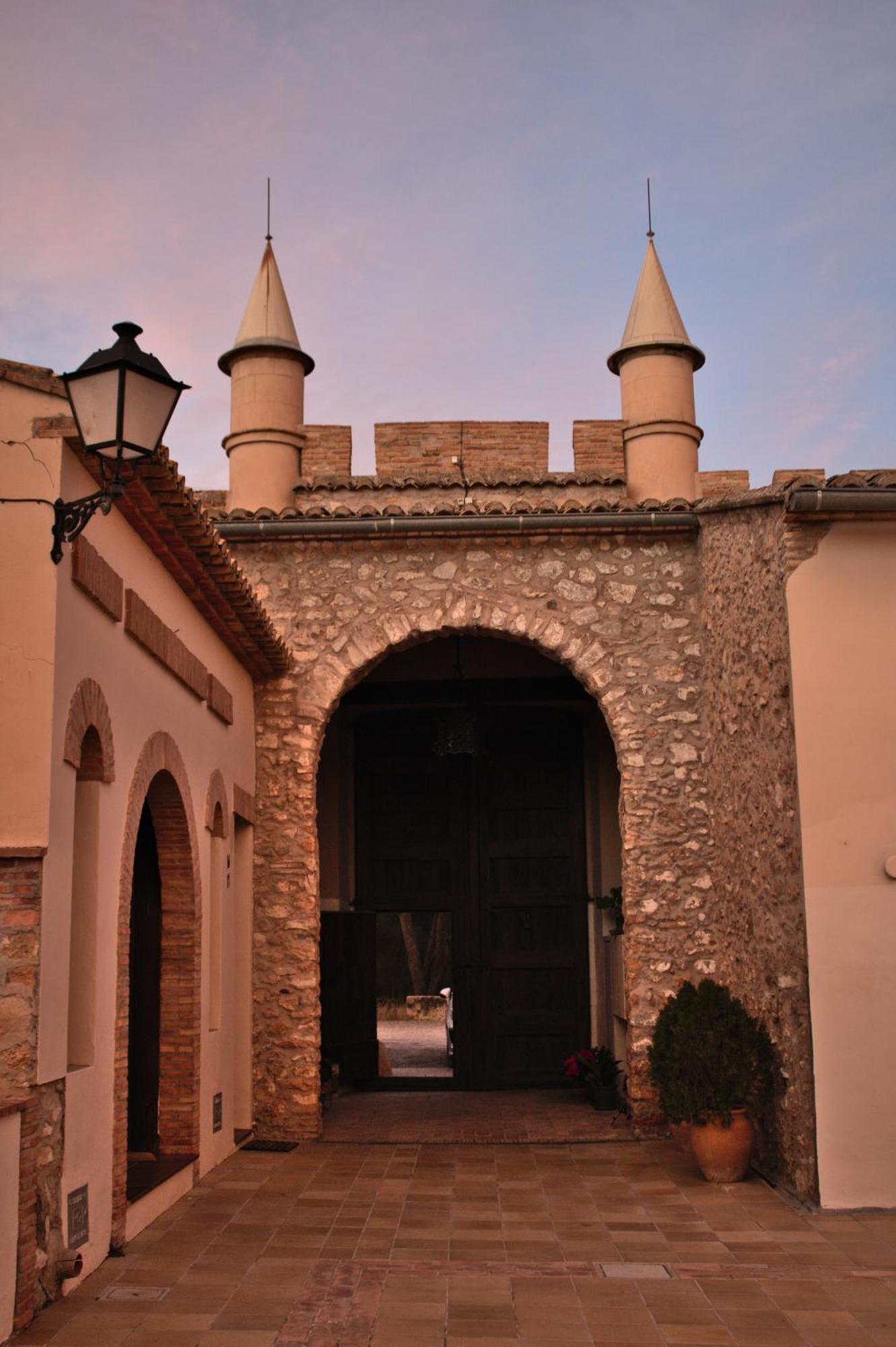 Castillo Con Piscina En Plena Sierra Calderona Сегорбе Екстер'єр фото